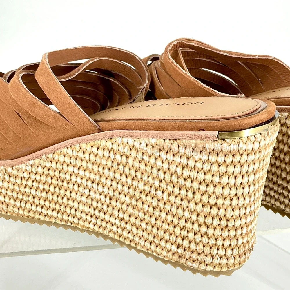 Donald Pliner brand donald